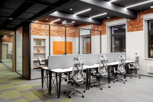 Предприниматели выкупили у города 240 арендованных помещений с начала этого года