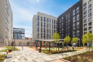 Почти 50 тыс. «квадратов» дворовых территорий благоустроили по реновации в ЦАО