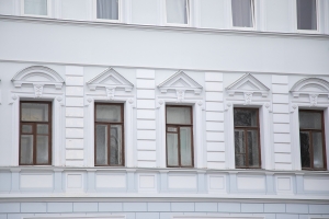 Более 40 помещений в исторических зданиях приобрели предприниматели у города за год