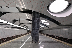 Начался монтаж светильников на станции «ЗИЛ» Троицкой линии метро