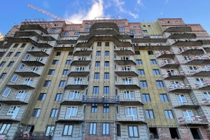 Наружные коммуникации во дворе проблемного ЖК «Воскресенское» готовы на 50%