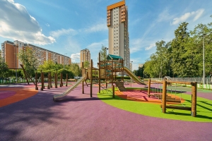 Благоустроена территория возле транспортного узла «Медведково» в СВАО