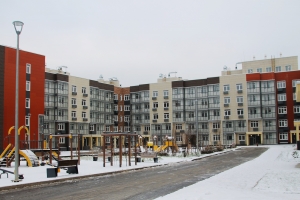 В третьем корпусе проблемного ЖК «Легенда» смонтированы подъемники для маломобильных людей