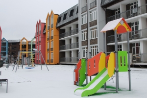 В проблемном ЖК «Троицкая ривьера» завершена укладка асфальта