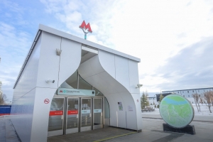 Собянин: открыты новые выходы на станциях метро «Кленовый бульвар» и «Яхромская»