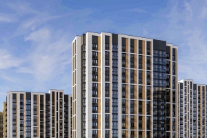 Ведется обустройство фасада новостройки по реновации в районе Южное Бутово