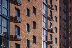 Жильцы трех старых домов начали осмотр квартир в доме по реновации в Текстильщиках