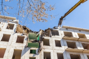 216 расселенных домов демонтировали по реновации в 2024 году