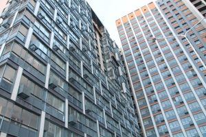 Завершено холодное остекление блока Е проблемного ЖК «Терлецкий парк»