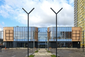 Торговый центр с эксплуатируемой кровлей ввели в Бирюлёве Восточном