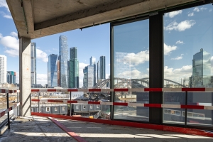 Футуристичный бизнес-центр в монохромных цветах появится в районе Филёвский Парк