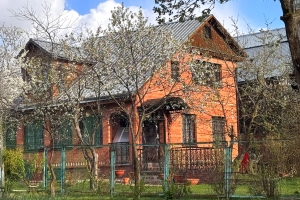 ЕКЦ обработал около 8 тыс. вопросов жителей о строительстве частных и садовых домов