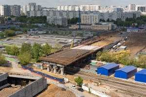 Связующее звено: как строят путепровод через ж/д пути в районе Бибирево