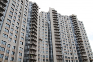 В проблемном ЖК «Квартал Триумфальный» начался монтаж блоков кондиционирования на техбалконах