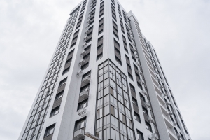 500 москвичей заключили договоры на квартиры по реновации в новостройке в Западном Дегунине