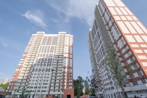 Жилой комплекс из пяти корпусов построили по реновации в районе Коптево