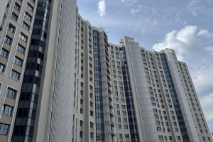 В проблемном ЖК «Квартал Триумфальный» начались кровельные работы