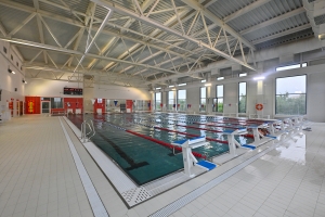 Спорткомплекс с ледовым полем и бассейнами появился на юго-западе столицы