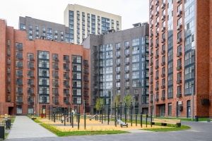 Свыше 40 семей переехали в новостройку по реновации в районе Люблино