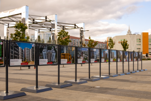 Фотовыставка о программе реновации открылась в парке «Ходынское поле»