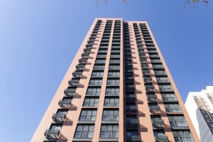 Более 700 москвичей начали осмотр квартир в доме по реновации в Южном Тушине