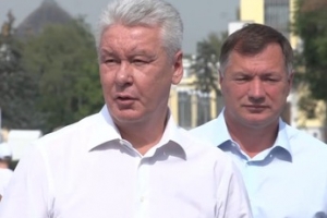 Мэр Москвы поздравил работников и гостей ВДНХ с 75-летием выставки