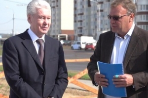 Осмотр строительства жилого микрорайона Новые Ватутинки в ТиНАО. С. Собянин, М. Хуснуллин