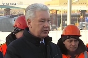 Открытие эстакад-съездов № 6 и № 8 в составе участка Четвертого транспортного кольца от шоссе Энтузиастов до Измайловского шоссе. С. Собянин, А. Бочкарев