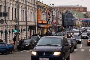 Ветхое здание на Пятницкой улице реконструируют