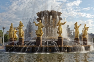 Денис Ромодин: ВДНХ всегда олицетворяла праздник