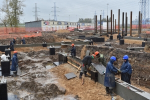 Проверка ОАТИ: складской комплекс в Саларьево готов наполовину