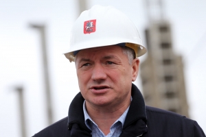 Метровым строем