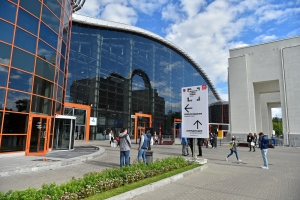 «Лужники», «Зарядье», далее везде