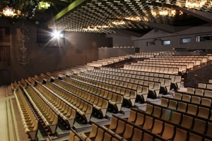 Стройкомплекс проверит реконструкцию театра «Сатирикон»