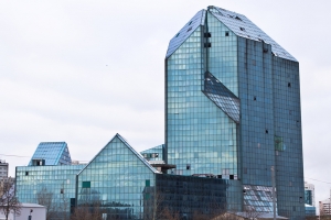 Рабочие начали разбирать знаменитый долгострой «Синий зуб»