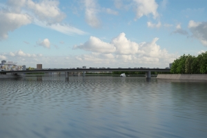 Пешеходная набережная длиной 700 метров появилась в Нагатинском затоне