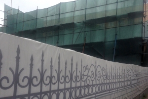 В Старомонетном переулке отреставрируют деревянный дом XIX века