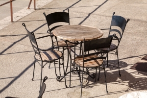 Кафе, салоны красоты и центры образования располагаются в домах по реновации в ЗАО