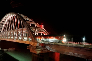 Первый пассажирский поезд прибыл в Севастополь через Крымский мост