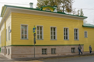 В Елоховском проезде отреставрирован дом с мезонином XIX века