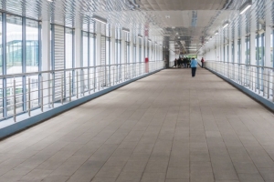 Соединяя пути и дороги: три перехода введут в ТиНАО до конца года