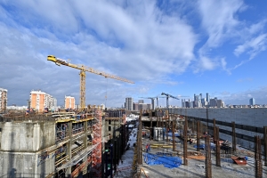 Монтаж металлических перекрытий в зоне галереи НКЦ выполнен на 87%