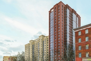 Дом по реновации с часами на фасаде появится возле ТПУ «Окружная»