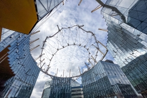 Началась установка купола в Центральном кластере МГТУ им. Н.Э. Баумана