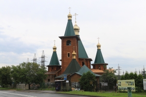 В Москве завершается строительство самого крупного деревянного храма Центральной России