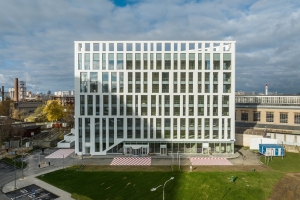 Бизнес-центр в бывшей промзоне «Октябрьское поле» сдан в эксплуатацию