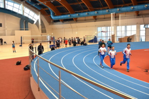 Легкоатлетический манеж в районе Алтуфьевский готов более чем на 90%