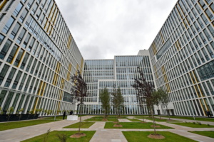 Больница в Коммунарке примет первых пациентов в 2020 году