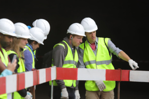 Более 900 студентов вышли на практику на стройки Москвы с начала года