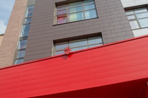 Зал-трансформер и ростовые шахматы: в Зеленограде построили совмещенную школу-детский сад